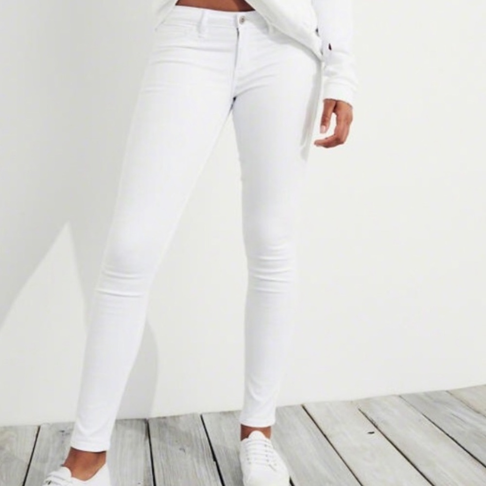 Hollister Classic White Jean Super-Skinny